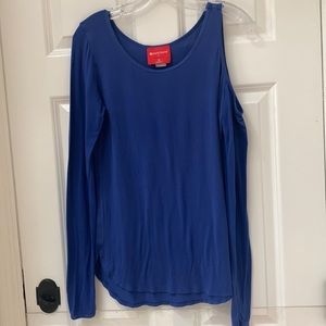 Authentic Pure Barre by Splits 59 cold shoulder top, Blue, Size Small.